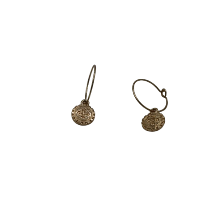 Ohrringe mit Kreuzen