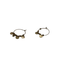 Ohrringe mit Kugeln